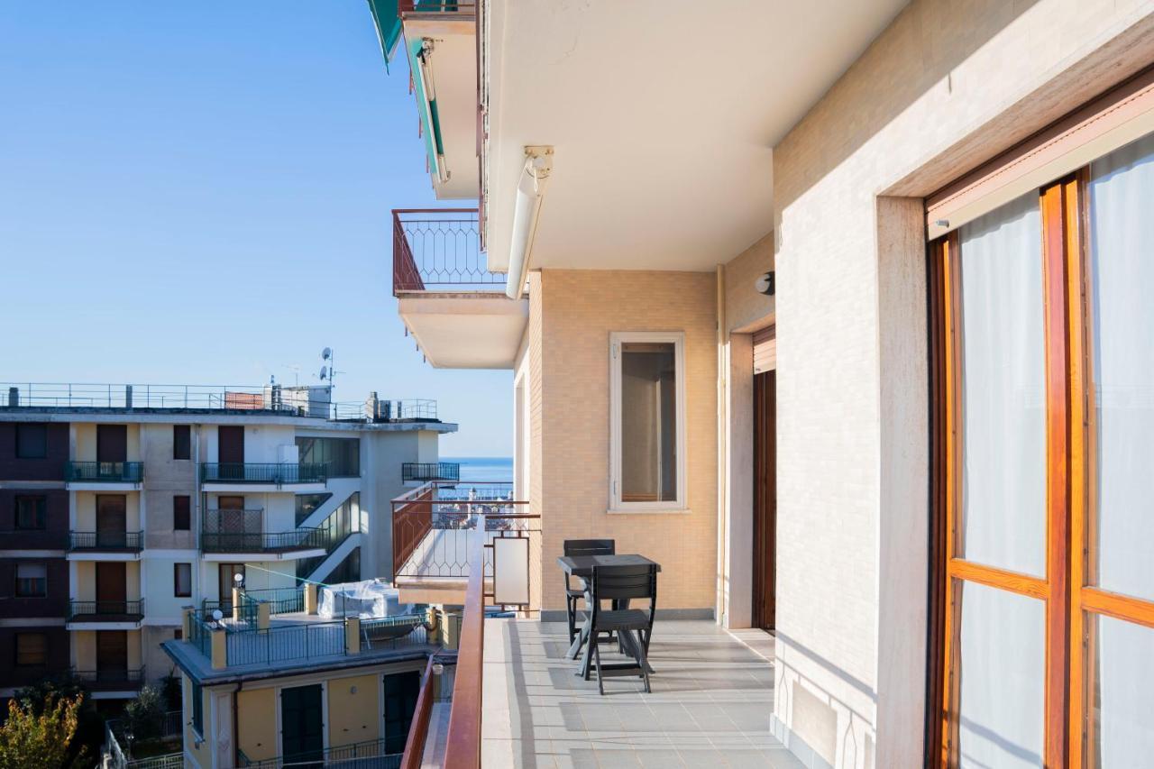 Апартаменты 093 - Casa Panorama, Vista Mare E Vista Portofino, 500 Metri Centro Di Chiavari, Posto Auto Gratis Incluso Экстерьер фото